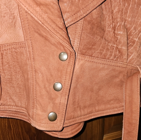 Women's Rust Jacket - Picture 4 of 6